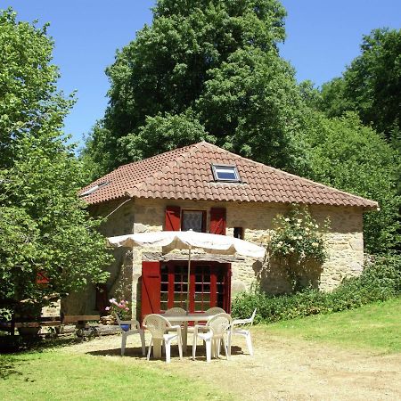 Cosy Holiday Home In Lantheuil With Garden Villefranche-du-Perigord ภายนอก รูปภาพ