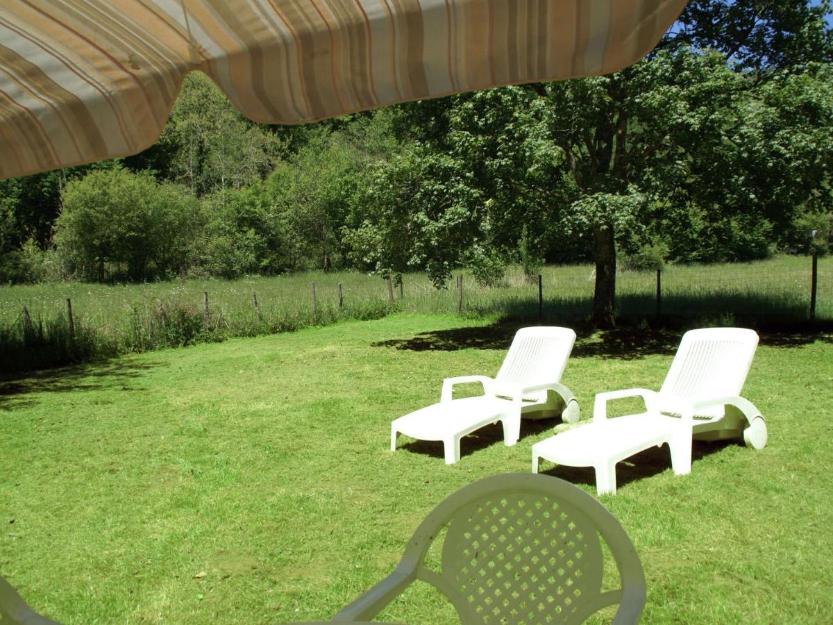 Cosy Holiday Home In Lantheuil With Garden Villefranche-du-Perigord ภายนอก รูปภาพ
