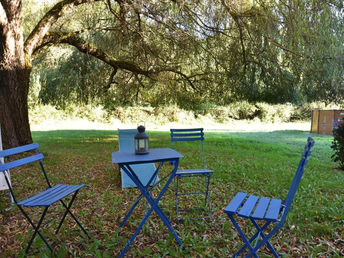 Cosy Holiday Home In Lantheuil With Garden Villefranche-du-Perigord ภายนอก รูปภาพ