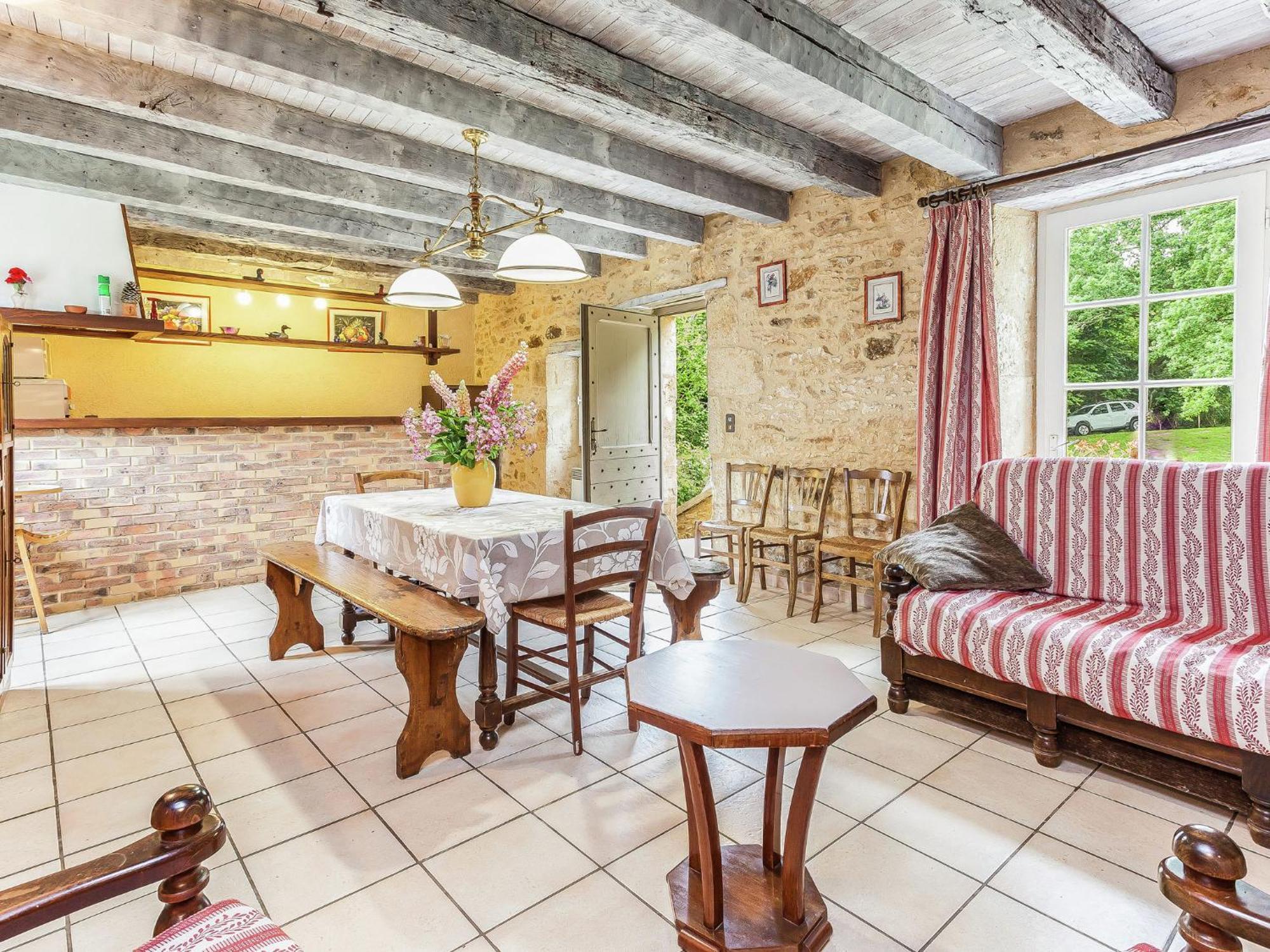 Cosy Holiday Home In Lantheuil With Garden Villefranche-du-Perigord ภายนอก รูปภาพ