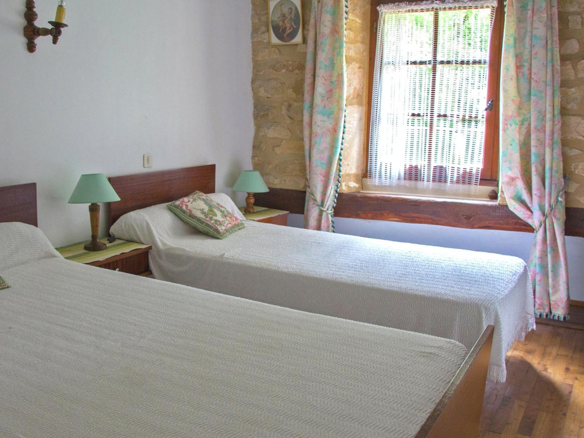 Cosy Holiday Home In Lantheuil With Garden Villefranche-du-Perigord ภายนอก รูปภาพ